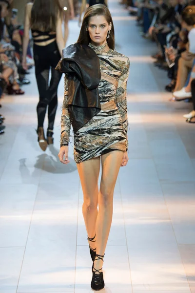 Look 39